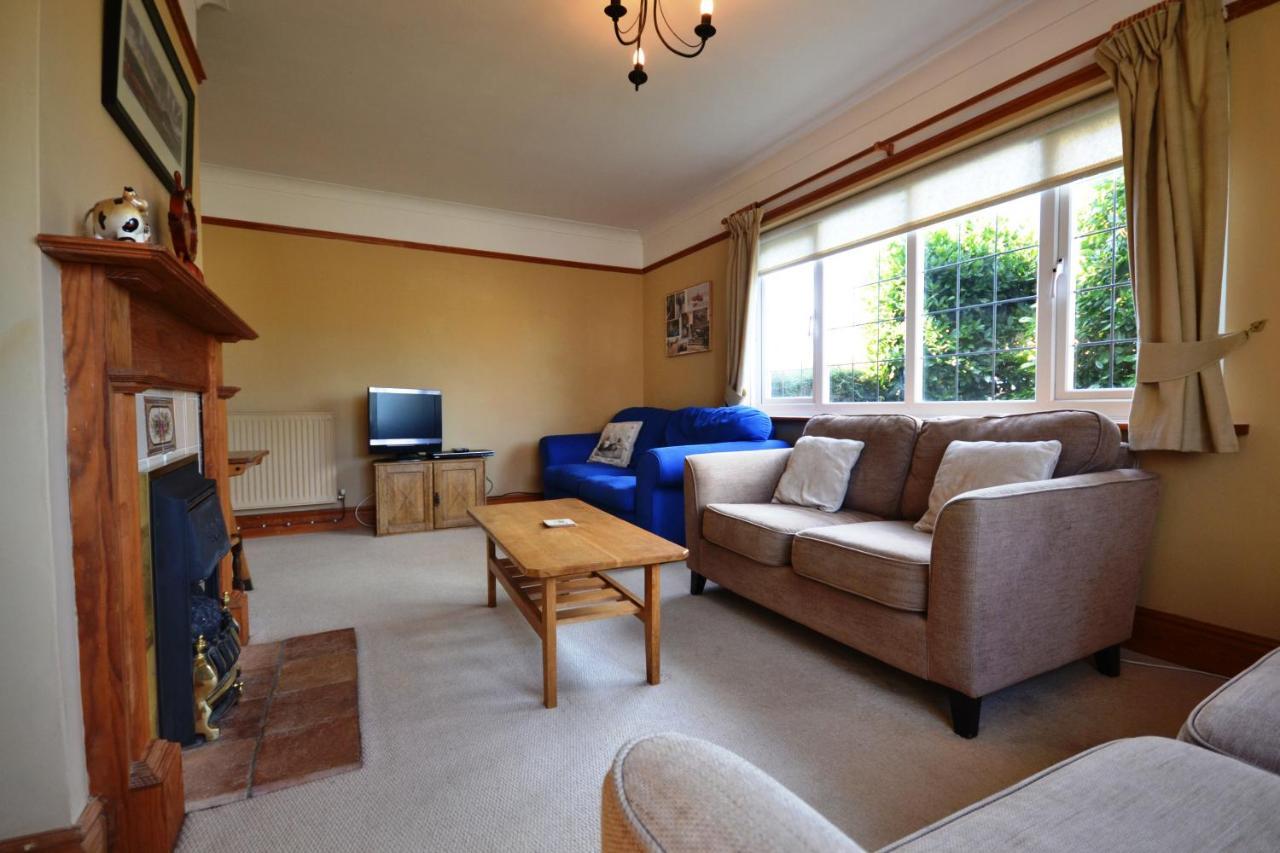 4 Brooks Close Bembridge Exterior photo